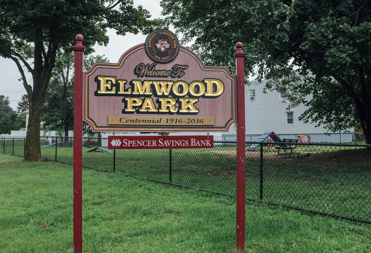 Elmwood Park, NJ street view